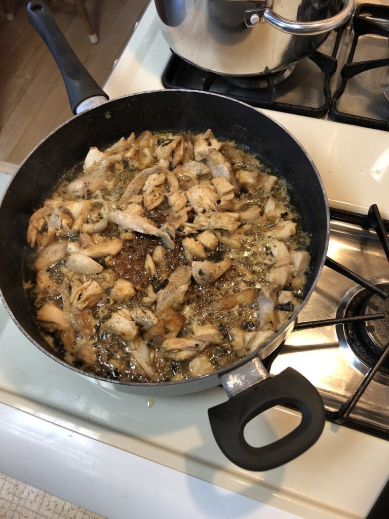 Cooking the Garlic Sauce with Chicken