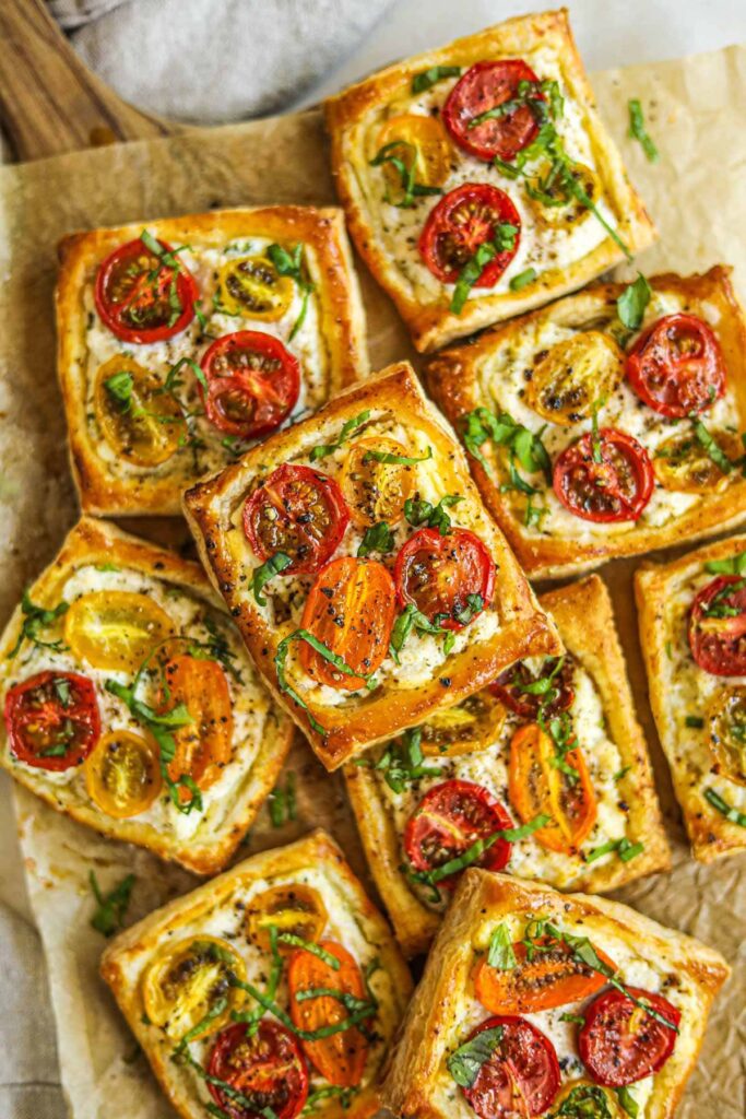 tomato-tartlets-with-puff-pastry