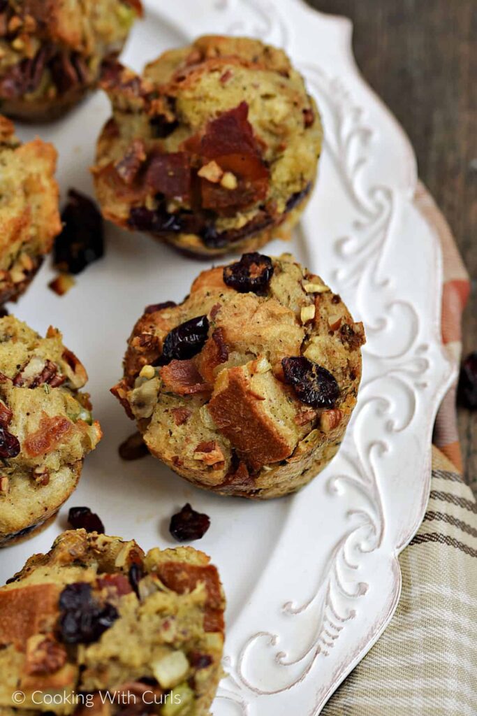 Six-stuffing-muffins-recipe-on-a-white-serving-platter