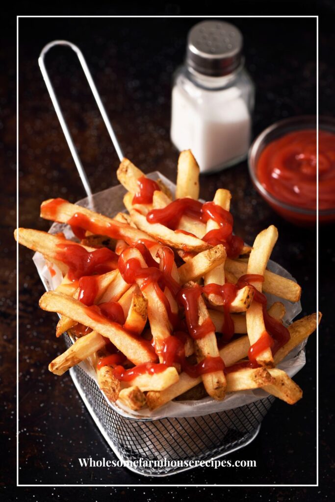 Delicious Dipping Sauce with French fries