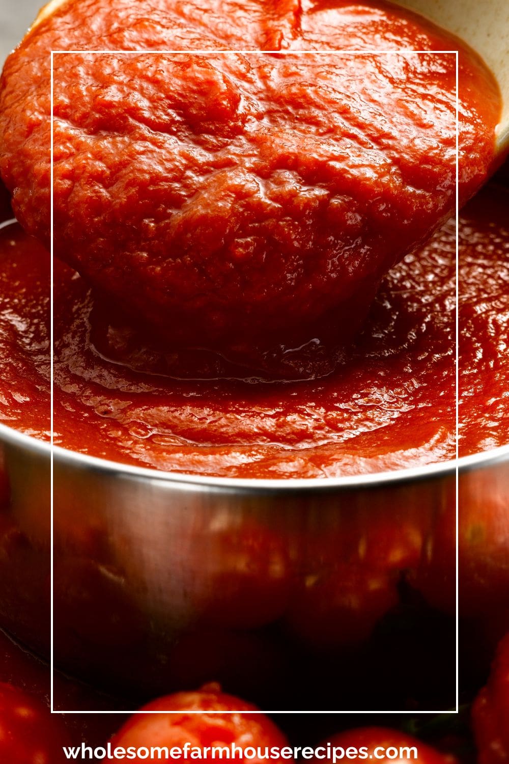 Thick Tomato Sauce in a Bowl